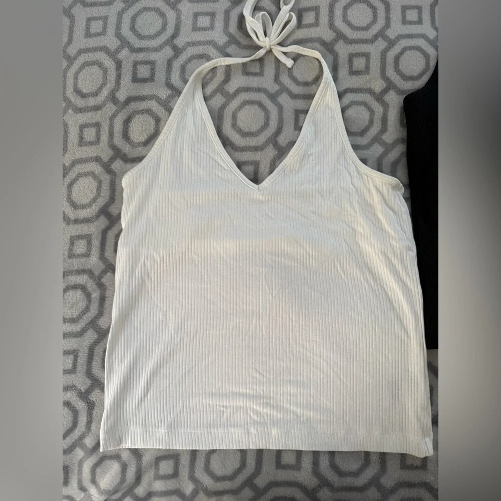 Old Navy White Halter Neck Camisole - Picture 1 of 2
